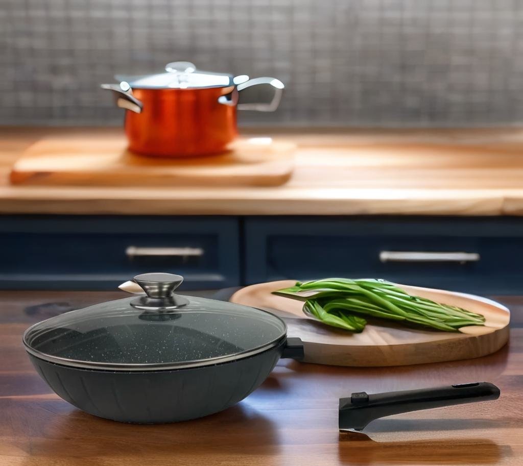 Wokpan-afneembaar-handvat-met-deksel-cheffinger-altijd-korting-CF-FWD32vat